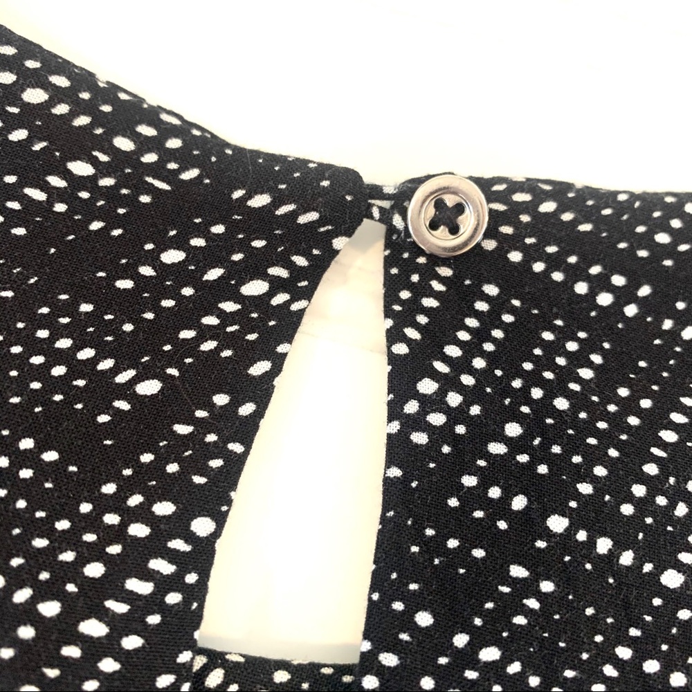 Metaphor Swing Dress Ruffle Bottom - Picture 11 of 12
